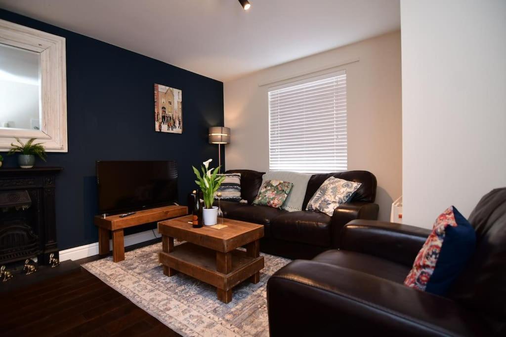 Loveyork Priory Apartment - Central With Parking Exterior photo